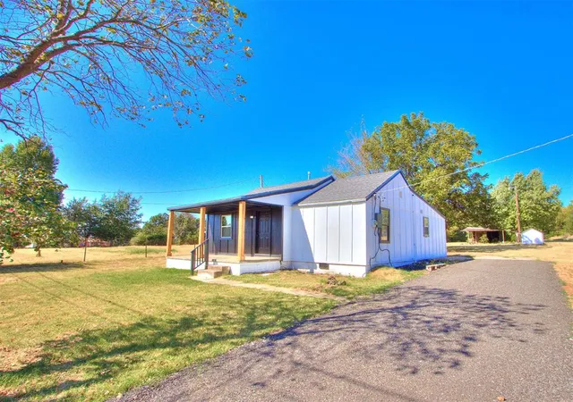 Photo 1 of Single family home for sale at 2587 Ridgecrest Dr, Choctaw, OK 73020 | MLS# 1247949 | Listing updated on 2026-09-15