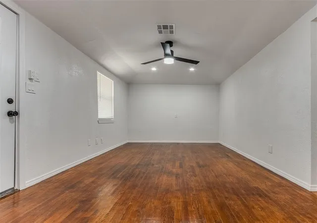 Photo 3 of Single family home for sale at 2587 Ridgecrest Dr, Choctaw, OK 73020 | MLS# 1247949 | Listing updated on 2026-09-15