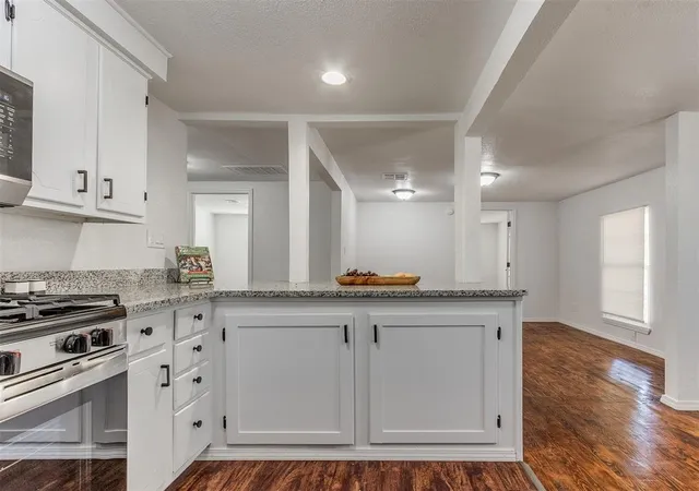 Photo 3 of Single family home for sale at 2587 Ridgecrest Dr, Choctaw, OK 73020 | MLS# 1247949 | Listing updated on 2026-10-16