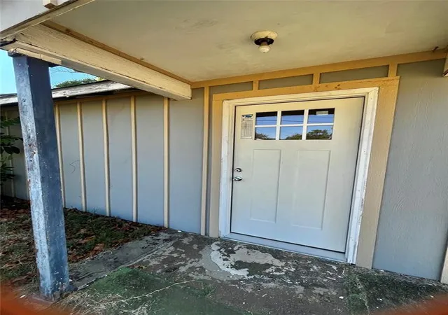 Photo 2 of Single family home for sale at 1131 N Okla Ave, Shawnee, OK 74801 | MLS# 1247979 | Listing updated on 2026-09-11