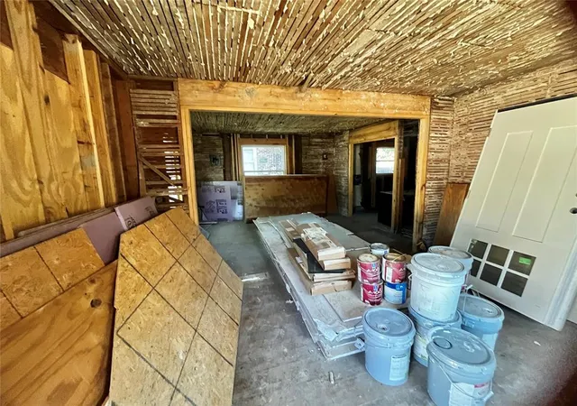 Photo 3 of Single family home for sale at 1131 N Okla Ave, Shawnee, OK 74801 | MLS# 1247979 | Listing updated on 2026-09-11