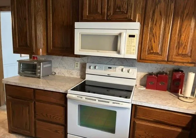 Photo 3 of Single family home for sale at 419 Olive Blvd, Lindsay, OK 73052 | MLS# 1248126 | Listing updated on 2026-09-11