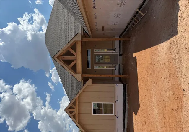 Photo 2 of Single family home for sale at 2217 Autumn Ridge Ct, Blanchard, OK 73010 | MLS# 1248127 | Listing updated on 2026-09-28