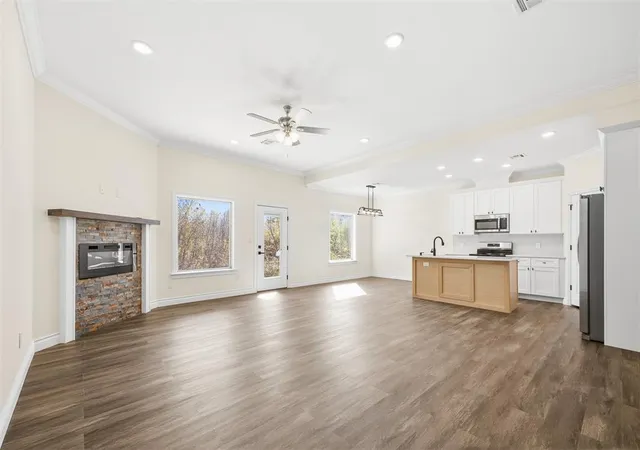 Photo 2 of Single family home for sale at 12444 Oak Aly, Guthrie, OK 73044 | MLS# 1248135 | Listing updated on 2026-09-10