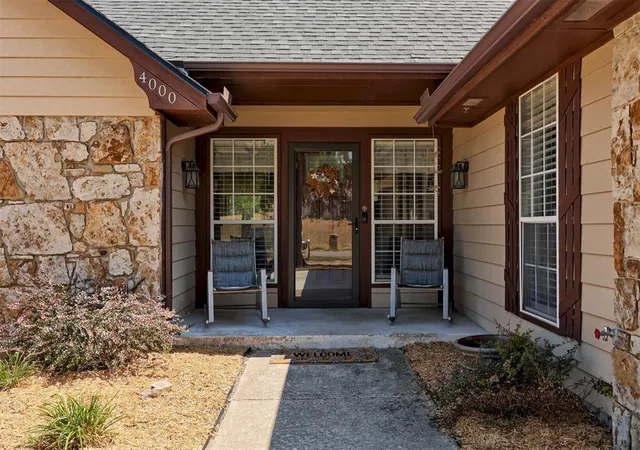 Photo 4 of Sale Pending at 4000 S Cinder Cir, Choctaw, OK 73020 | MLS# 1248142 | Listing updated on 2026-09-22