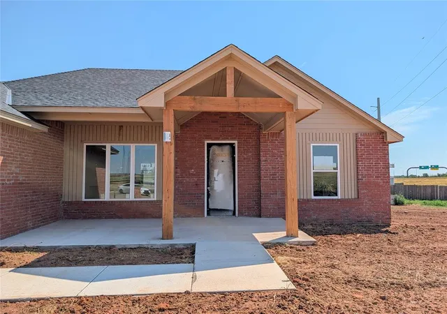 Photo 2 of Single family home for sale at 5012 Fieldstone Dr, Oklahoma City, OK 73179 | MLS# 1248160 | Listing updated on 2026-09-14