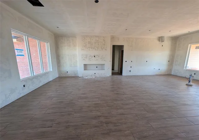 Photo 3 of Single family home for sale at 5012 Fieldstone Dr, Oklahoma City, OK 73179 | MLS# 1248160 | Listing updated on 2026-09-14