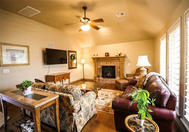 Photo 3 of Single family home for sale at 2601 Lolo Trl, Edmond, OK 73003 | MLS# 1248169 | Listing updated on 2026-09-14