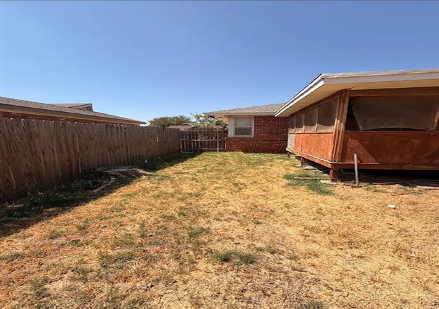 Photo 4 of Single family home for sale at 116 Sunset St, Elk City, OK 73644 | MLS# 1248215 | Listing updated on 2026-10-01