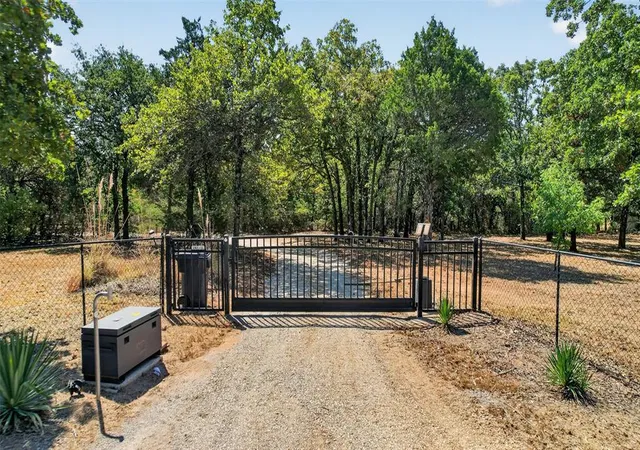 Photo 4 of Sale Pending at 15800 SE 37th Place, Choctaw, OK 73020 | MLS# 1248244 | Listing updated on 2026-09-15