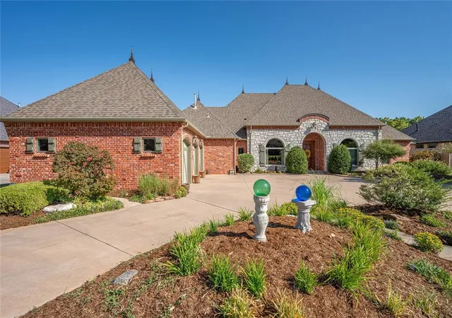 Photo 2 of Single family home for sale at 417 Nw 148th Terrace, Edmond, OK 73013 | MLS# 1248266 | Listing updated on 2026-09-12