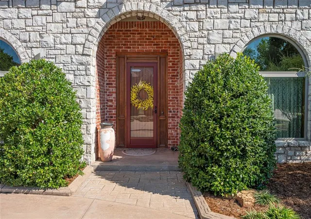 Photo 3 of Single family home for sale at 417 NW 148th Terrace, Edmond, OK 73013 | MLS# 1248266 | Listing updated on 2026-09-12
