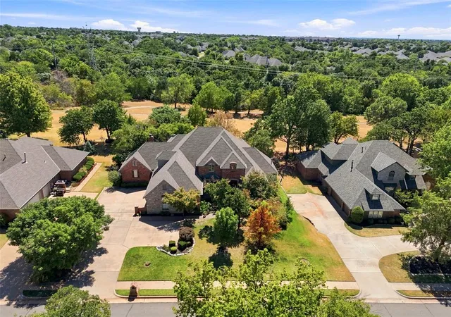 Photo 2 of Single family home for sale at 432 Hollowdale, Edmond, OK 73003 | MLS# 1248295 | Listing updated on 2026-09-15