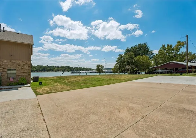 Photo 3 of Townhouse for sale at 7010 Lakeshore Dr, Eufaula, OK 74432 | MLS# 1248306 | Listing updated on 2026-09-15