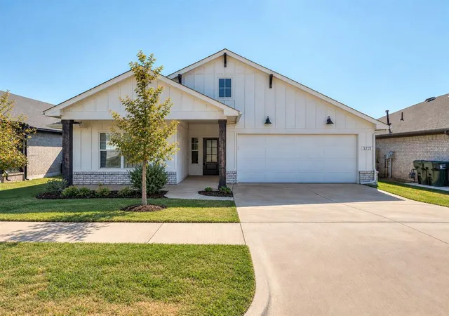 Photo 1 of Single family home for sale at 3721 Alta Vista Dr, Norman, OK 73069 | MLS# 1248349 | Listing updated on 2026-09-11