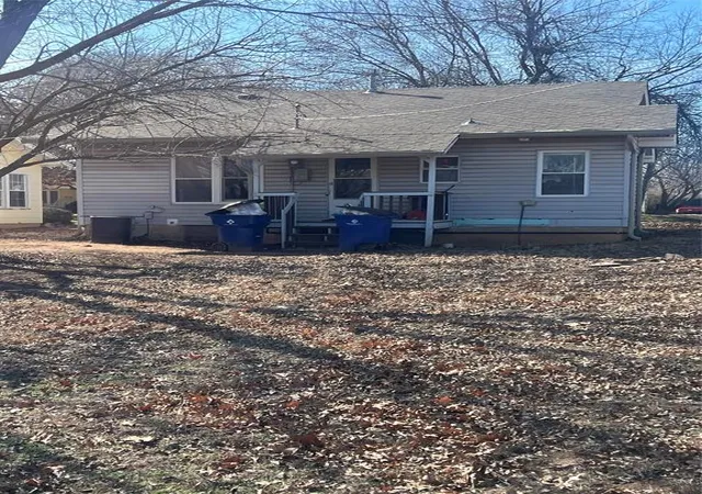 Photo 2 of Single family home for sale at 506 N Broadway St, Marlow, OK 73055 | MLS# 1248425 | Listing updated on 2026-09-28