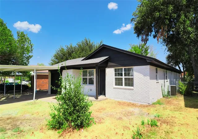 Photo 3 of Single family home for sale at 6032 S Drexel Ave, Oklahoma City, OK 73159 | MLS# 1248434 | Listing updated on 2026-09-14