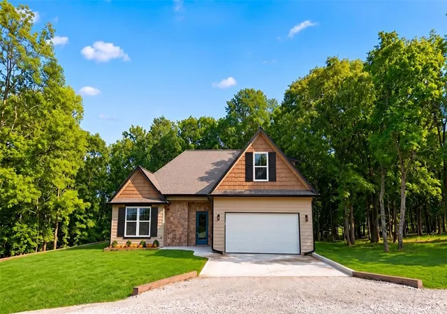 Photo 3 of Single family home for sale at 17092 County Rd 3544, Ada, OK 74820 | MLS# 1248441 | Listing updated on 2026-09-10