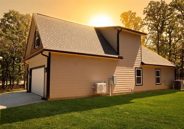 Photo 3 of Single family home for sale at 17092 County Rd 3544, Ada, OK 74820 | MLS# 1248441 | Listing updated on 2026-09-10