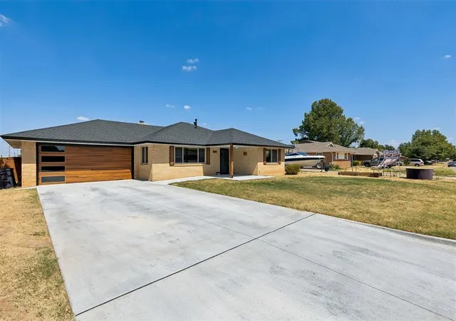 Photo 3 of Sale Pending at 7943 NW 28th Terrace, Bethany, OK 73008 | MLS# 1248451 | Listing updated on 2026-09-14
