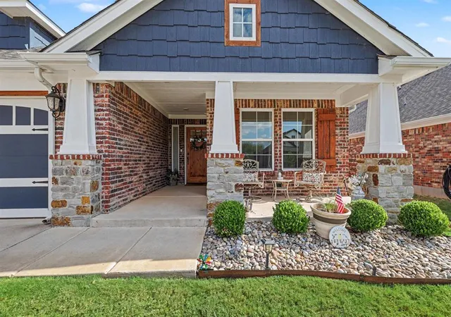 Photo 3 of Single family home for sale at 2412 Nw 179th Street, Edmond, OK 73012 | MLS# 1248454 | Listing updated on 2026-09-11