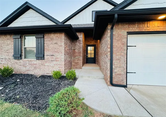 Photo 1 of Single family home for sale at 5401 Riverrun Ct, Arcadia, OK 73007 | MLS# 1248494 | Listing updated on 2026-09-14