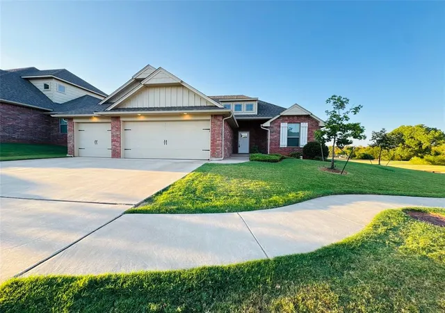 Photo 1 of Single family home for sale at 509 Texoma Dr, Edmond, OK 73025 | MLS# 1248498 | Listing updated on 2026-09-14