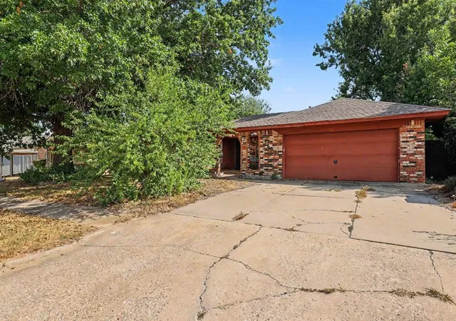 Photo 3 of Sale Pending at 2608 Sw 91st Street, Oklahoma City, OK 73159 | MLS# 1248534 | Listing updated on 2026-09-11