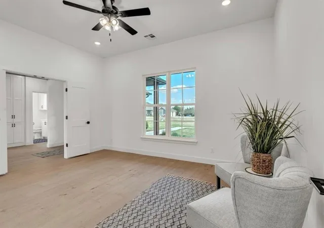 Photo 4 of Single family home for sale at 9741 Regado Ct, Guthrie, OK 73044 | MLS# 1248577 | Listing updated on 2026-09-12