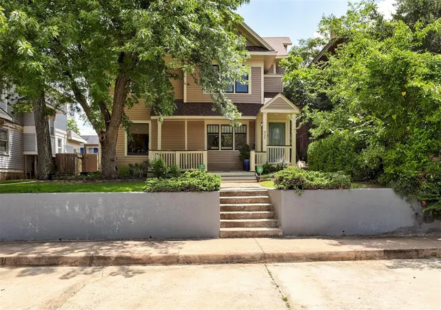 Photo 1 of Single family home for sale at 922 Nw 19th Street, Oklahoma City, OK 73106 | MLS# 1248579 | Listing updated on 2026-09-11