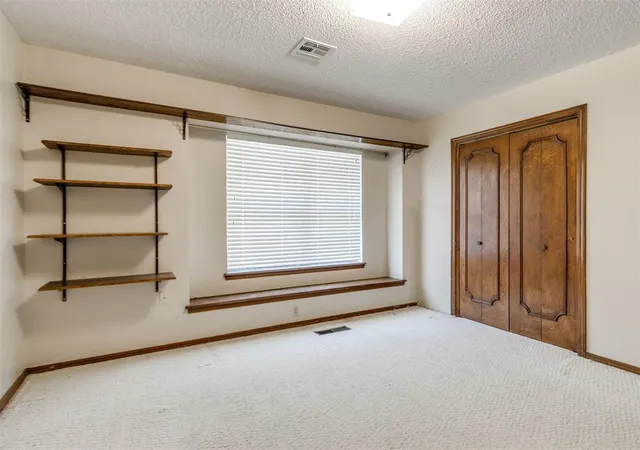 Photo 4 of Sale Pending at 6800 N Libby Ave, Oklahoma City, OK 73132 | MLS# 1248619 | Listing updated on 2026-09-19