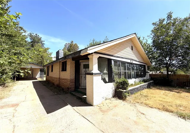 Photo 3 of Single family home for sale at 1707 E Park Pl, Oklahoma City, OK 73117 | MLS# 1248623 | Listing updated on 2026-09-11