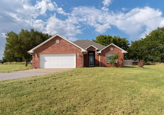 Photo 1 of Sale Pending at 1005 Airport Industrial Rd, Pauls Valley, OK 73075 | MLS# 1248645 | Listing updated on 2026-09-12