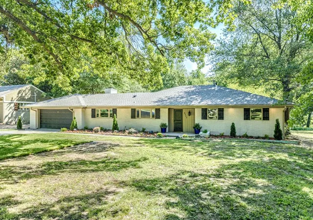 Photo 2 of Single family home for sale at 2717 S Berry Rd, Norman, OK 73072 | MLS# 1248669 | Listing updated on 2026-09-11
