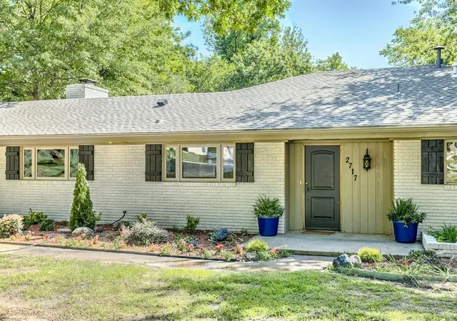 Photo 3 of Single family home for sale at 2717 S Berry Rd, Norman, OK 73072 | MLS# 1248669 | Listing updated on 2026-09-11