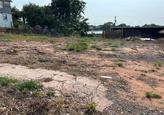 Land for sale at 109 S Ash St, Luther, OK 73054 | MLS# 1248674