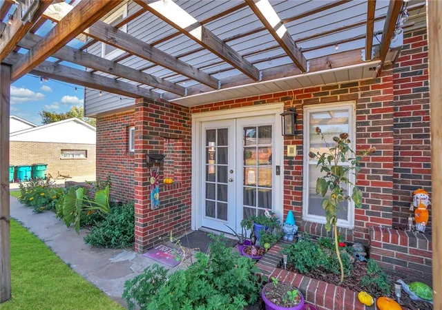 Photo 4 of Single family home for sale at 110 E Hillcrest Ln, Hobart, OK 73651 | MLS# 1248684 | Listing updated on 2026-09-11