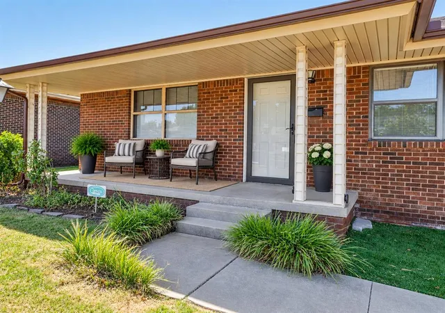Photo 1 of Single family home for sale at 132 E Jarman Dr, Oklahoma City, OK 73110 | MLS# 1248694 | Listing updated on 2026-09-16