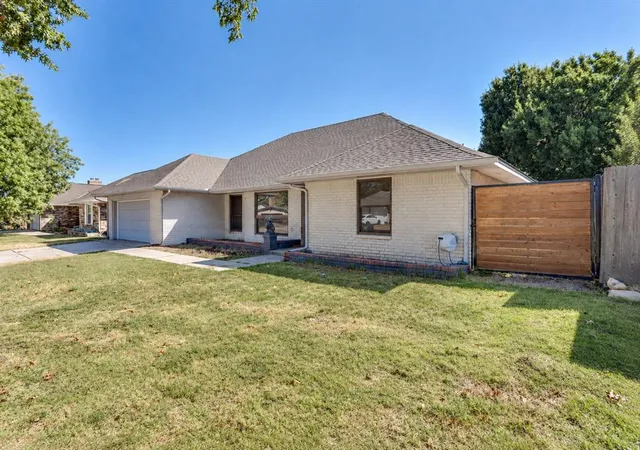 Photo 3 of Single family home for sale at 13400 Apple Valley Dr, Oklahoma City, OK 73120 | MLS# 1248735 | Listing updated on 2026-09-14