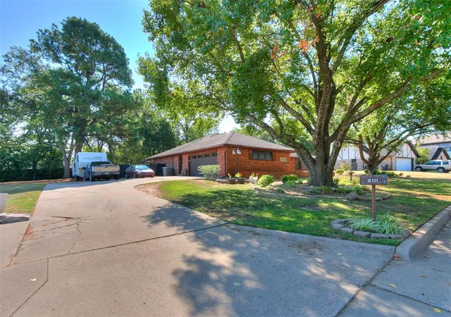 Photo 3 of Single family home for sale at 13 Northridge Rd, Shawnee, OK 74804 | MLS# 1248748 | Listing updated on 2026-09-15