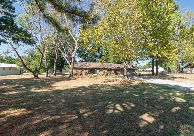 Photo 2 of Single family home for sale at 19806 Malone Rd, Tecumseh, OK 74873 | MLS# 1248766 | Listing updated on 2026-09-11