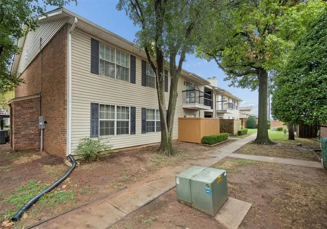 Photo 2 of Condo for sale at 3200 W Britton Rd #208, Oklahoma City, OK 73120 | MLS# 1248794 | Listing updated on 2026-09-13