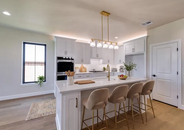 Photo 2 of Single family home for sale at 19409 S Country Dr, Edmond, OK 73012 | MLS# 1248882 | Listing updated on 2026-09-15