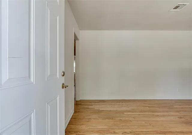 Photo 3 of Single family home for sale at 800 E Arbor Dr, Oklahoma City, OK 73110 | MLS# 1248892 | Listing updated on 2026-09-13