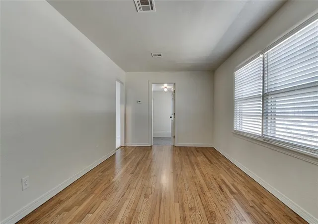 Photo 4 of Single family home for sale at 800 E Arbor Dr, Oklahoma City, OK 73110 | MLS# 1248892 | Listing updated on 2026-09-13