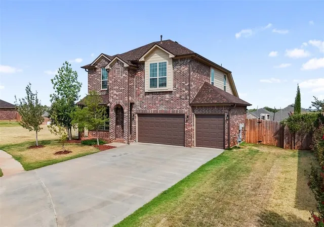 Photo 3 of Single family home for sale at 3504 W Sadie Dr, Yukon, OK 73099 | MLS# 1248966 | Listing updated on 2026-09-15