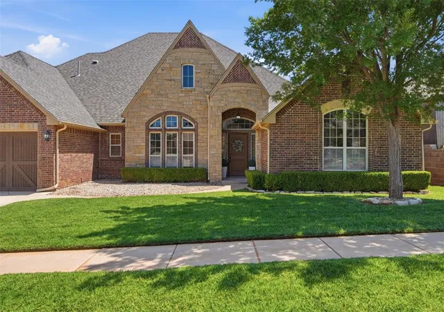 Photo 1 of Single family home for sale at 1400 Nw 192nd Terrace, Edmond, OK 73012 | MLS# 1249000 | Listing updated on 2026-09-14