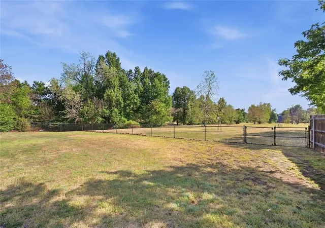 Photo 2 of Single family home for sale at 1305 Mockingbird Ln, Guthrie, OK 73044 | MLS# 1249048 | Listing updated on 2026-09-15