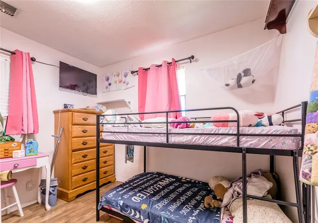Photo 4 of Single family home for sale at 613 W 10th Street, Cordell, OK 73632 | MLS# 1249186 | Listing updated on 2026-09-15