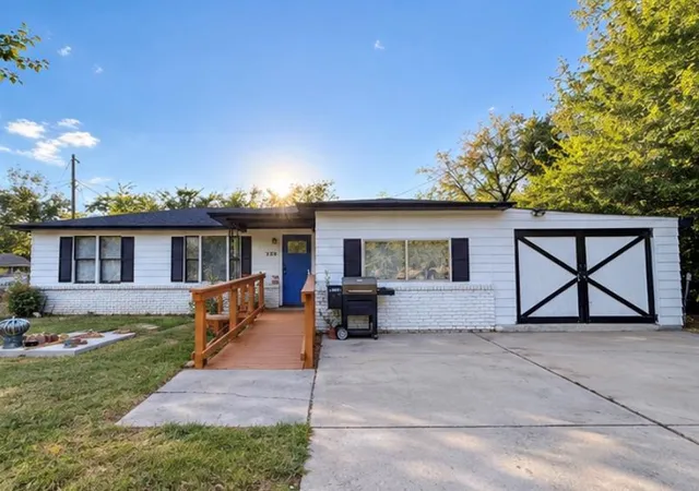 Photo 2 of Single family home for sale at 222 S Cook Ave, Norman, OK 73071 | MLS# 1249196 | Listing updated on 2026-10-07